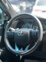 Toyota Hilux GR 4x4 - Imagen 8
