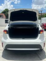 Toyota Corolla LE - Imagen 5