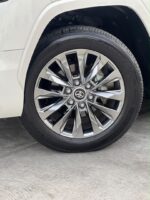 Toyota  LC300 Año 2025 - Imagen 5